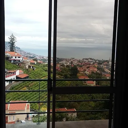 דירה Vista