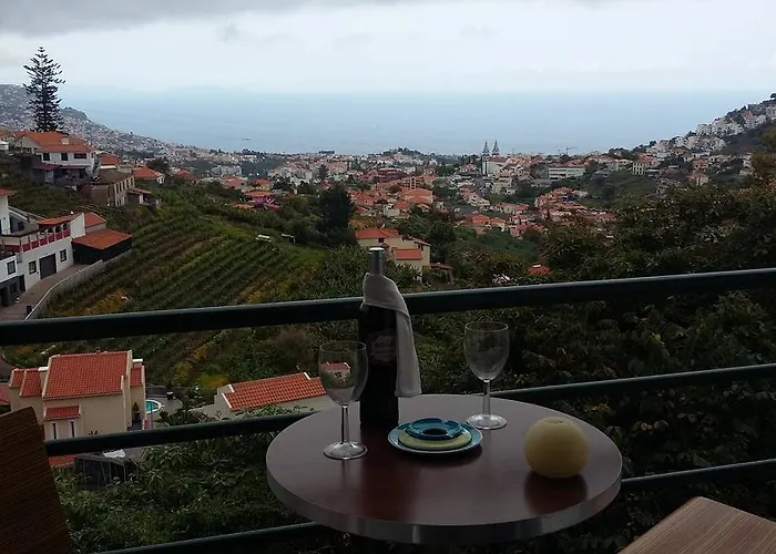 Vista Apartment *